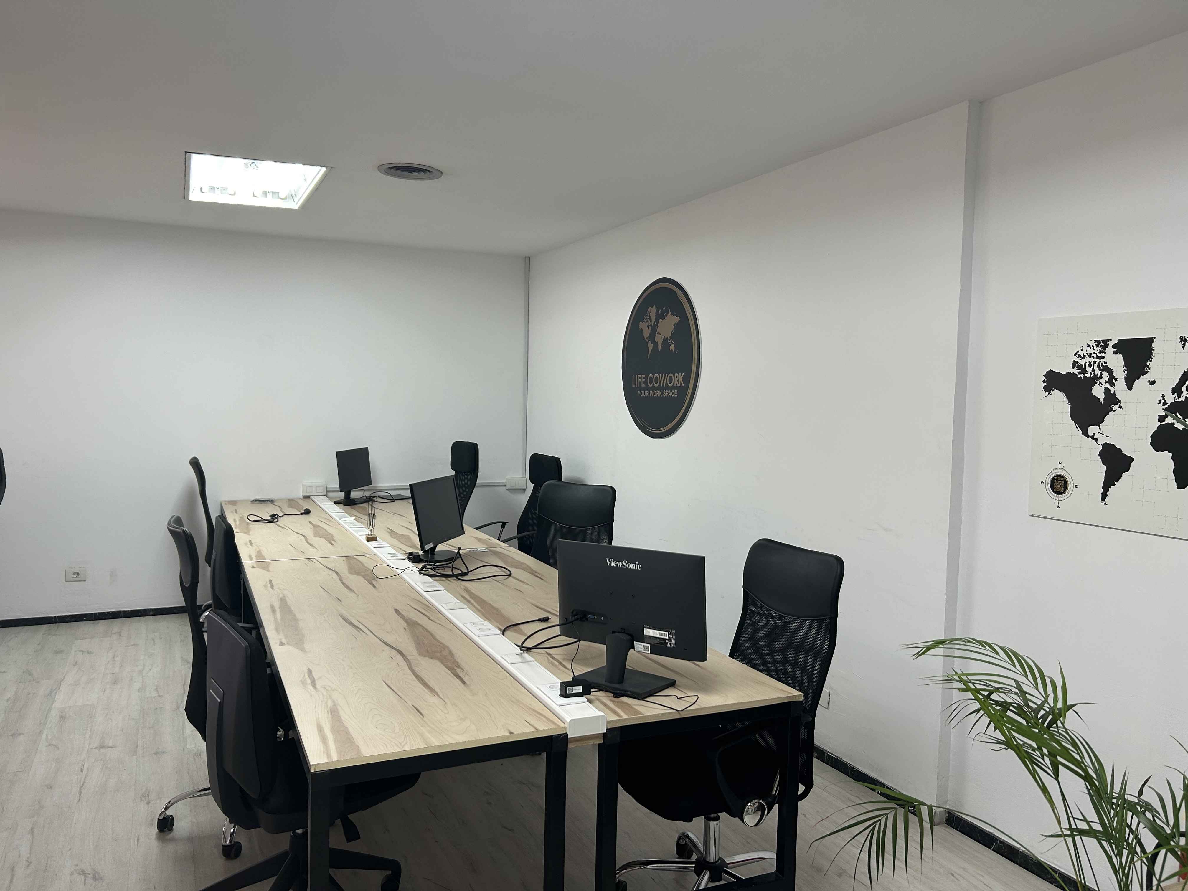 Life Cowork