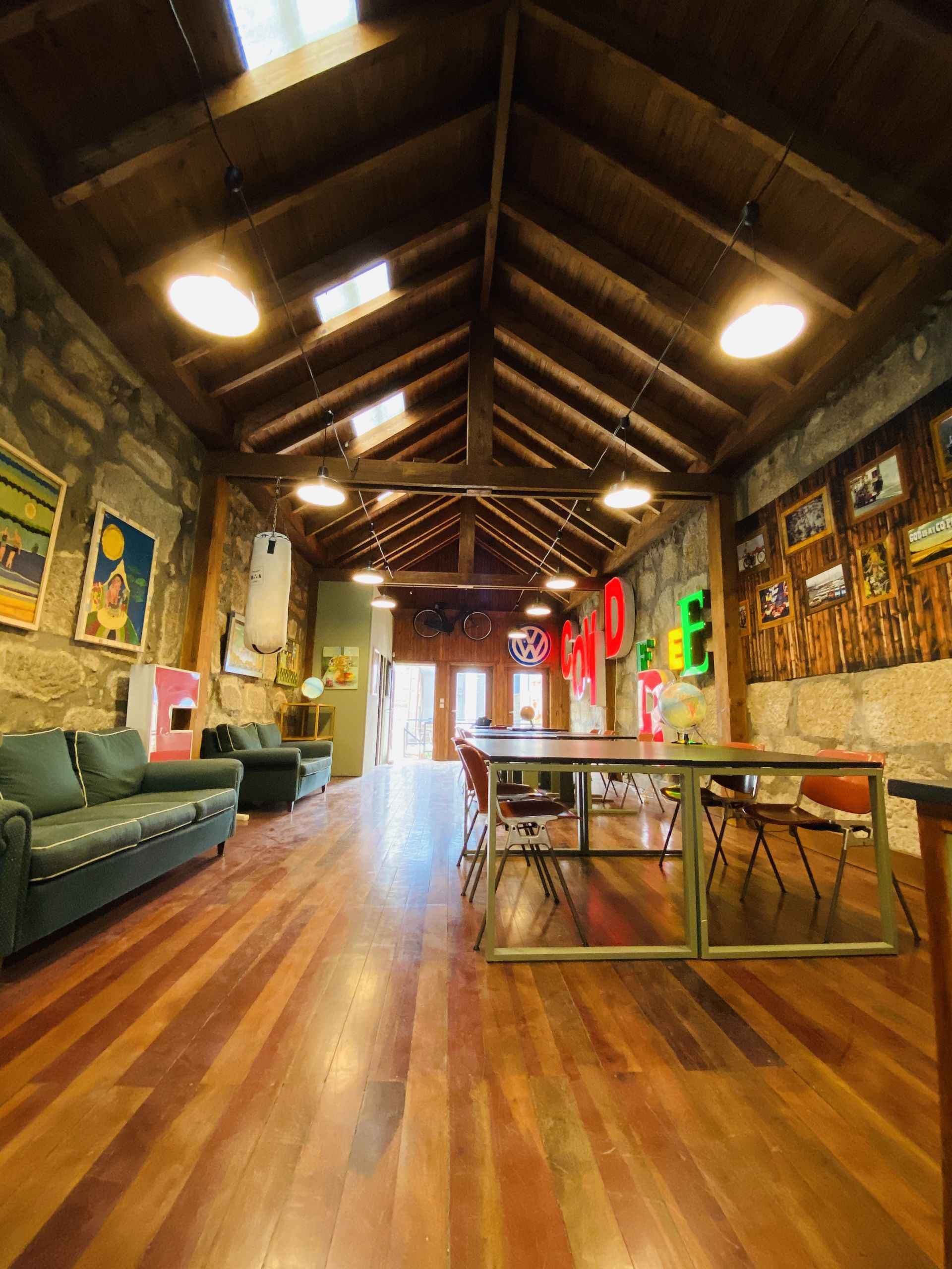 Almada Ponto - Cowork, Bistrô & Concept Store image 4