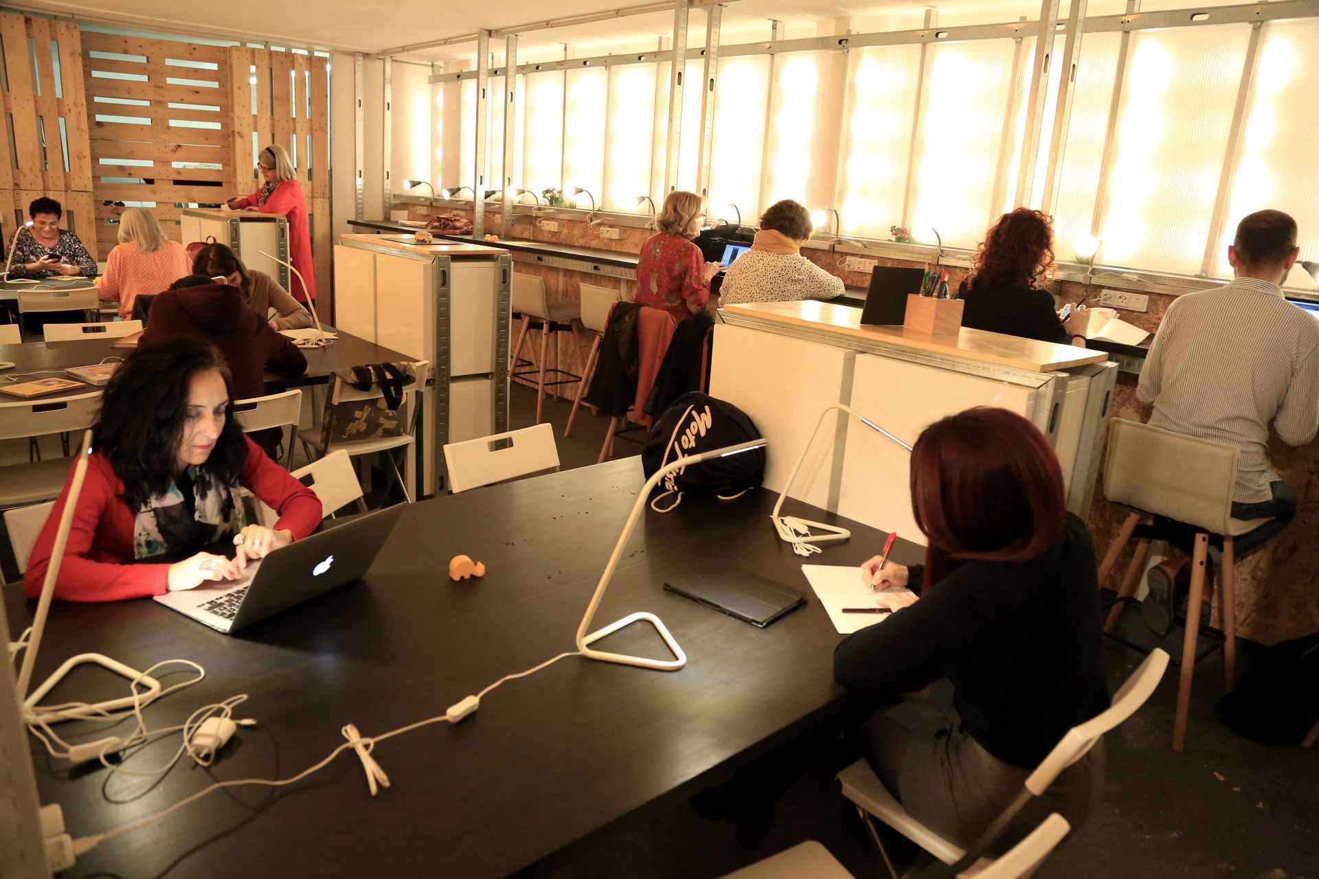 Irreverent - The Genuine Coworking image 2