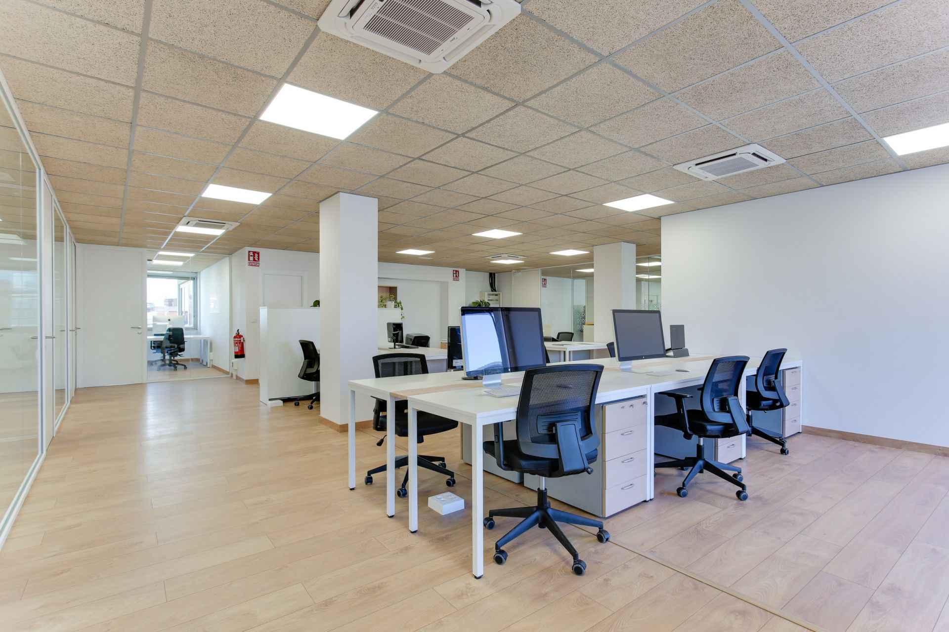FlyCowork image 2
