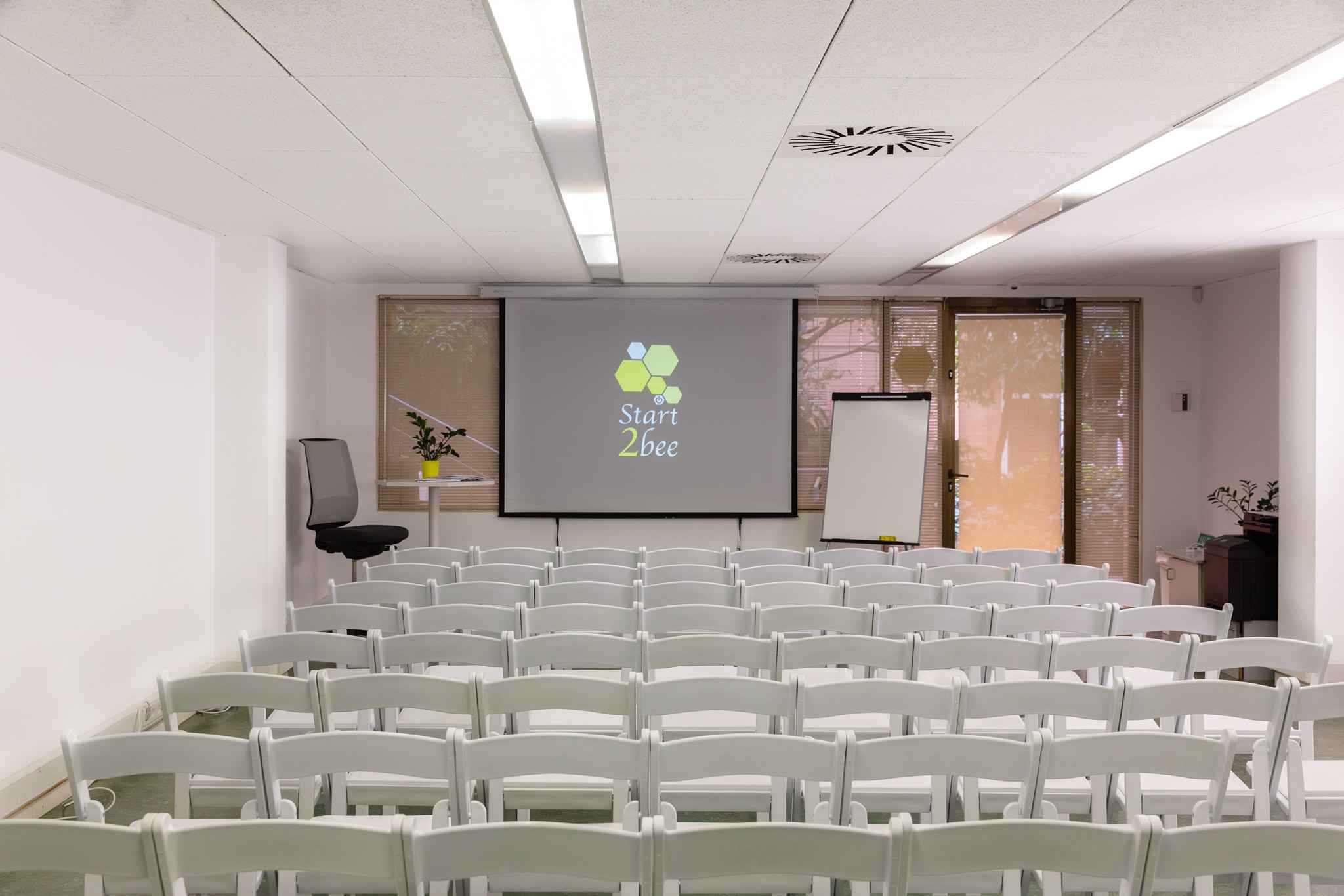 Start2bee Travessera / Lesseps image 4